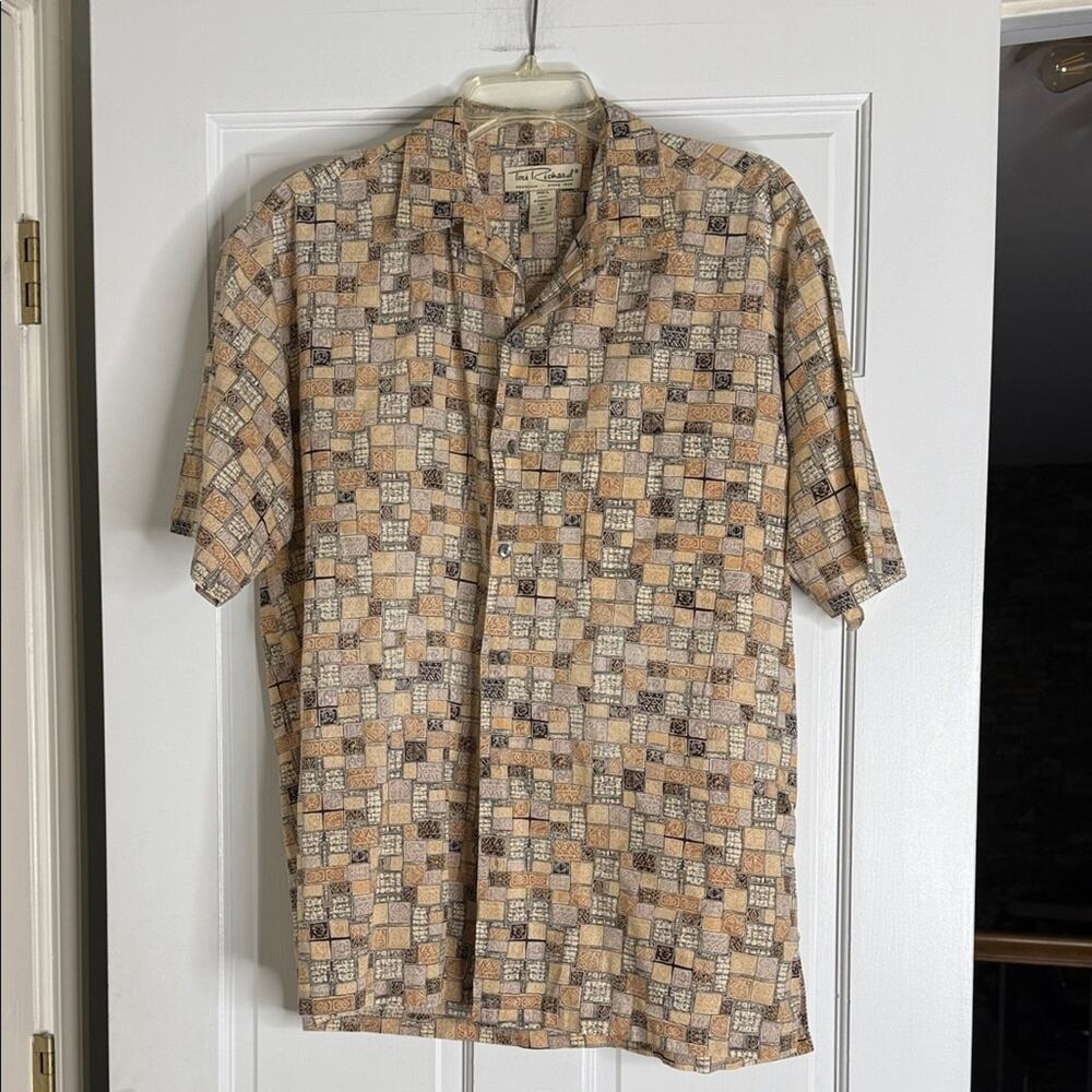 Tori Richard Men's Beige and Brown Geometric Shirt. Medium. AOP.